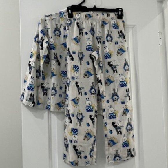 Old Navy Size 8 Hanukkah/Chanukkah Pajama 2 Piece Set - Picture 1 of 5